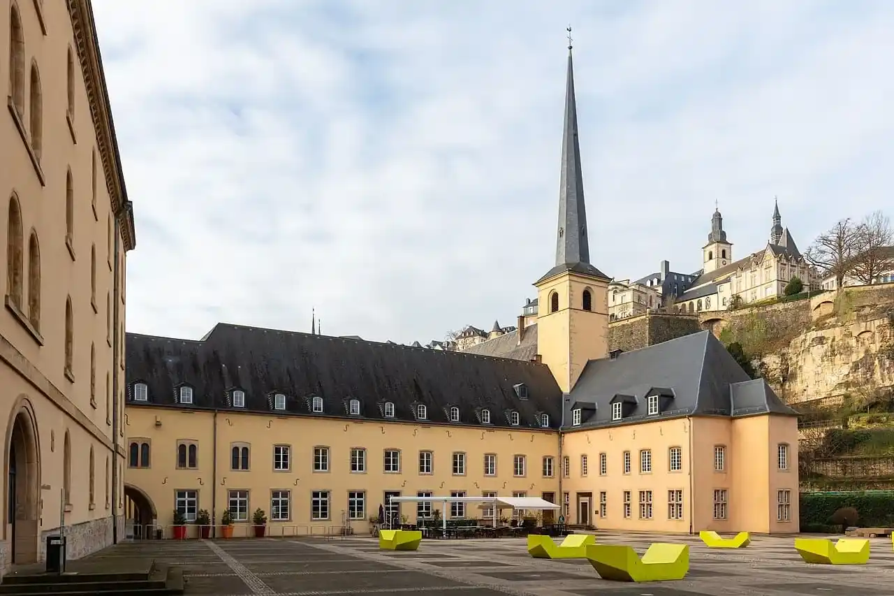 Mudanzas Sevilla a Luxemburgo: Ciudad de Luxemburgo, Kirchberg, Esch-sur-Alzette y el Gran Ducado