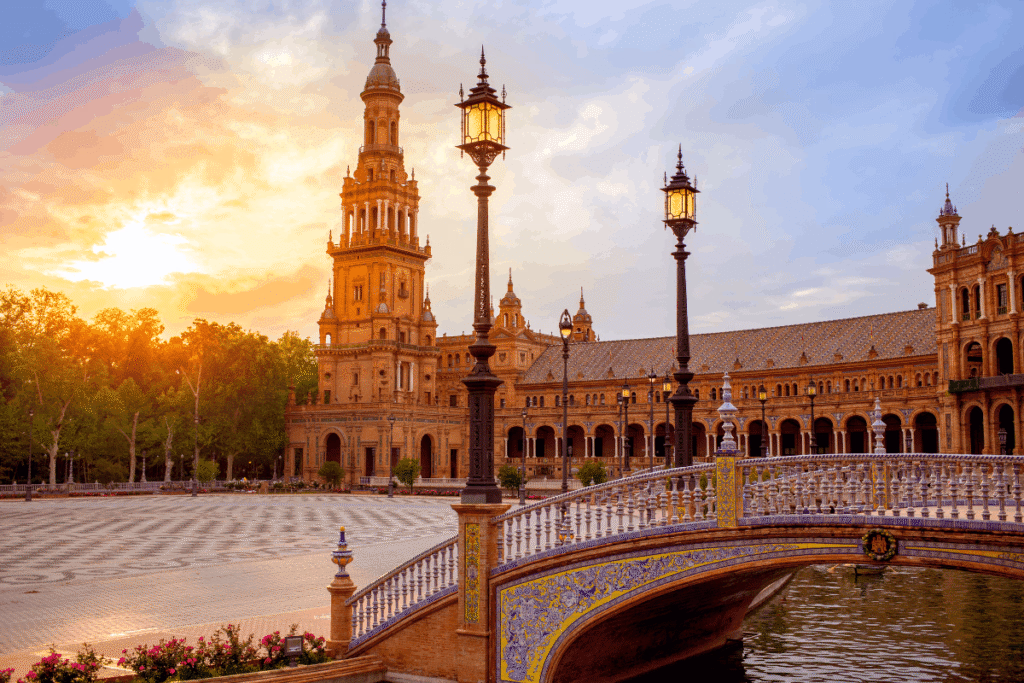 Vivir en Sevilla con arte. Barrios, coste real y cómo no derretirte en agosto